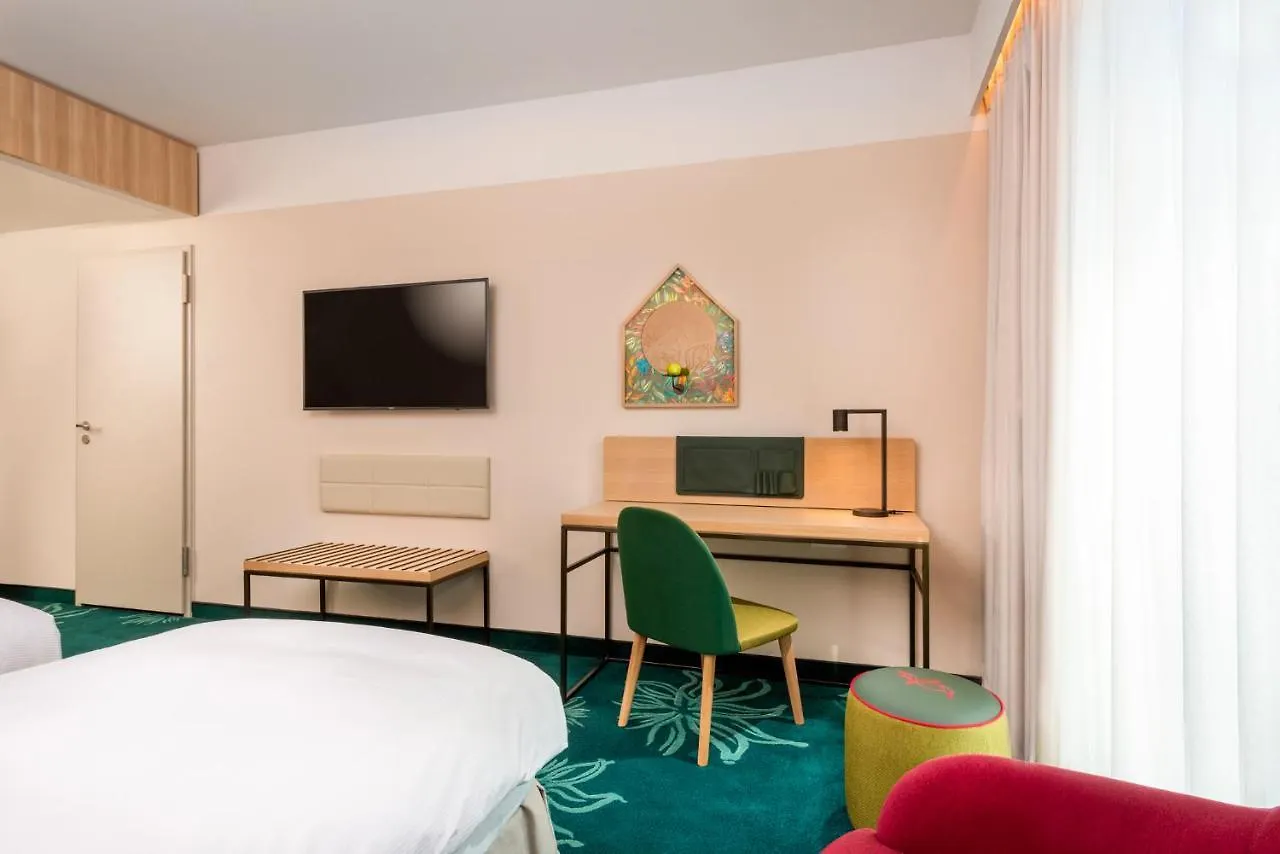 Mövenpick Hotel Stuttgart Messe&Congress Leinfelden-Echterdingen 4*,